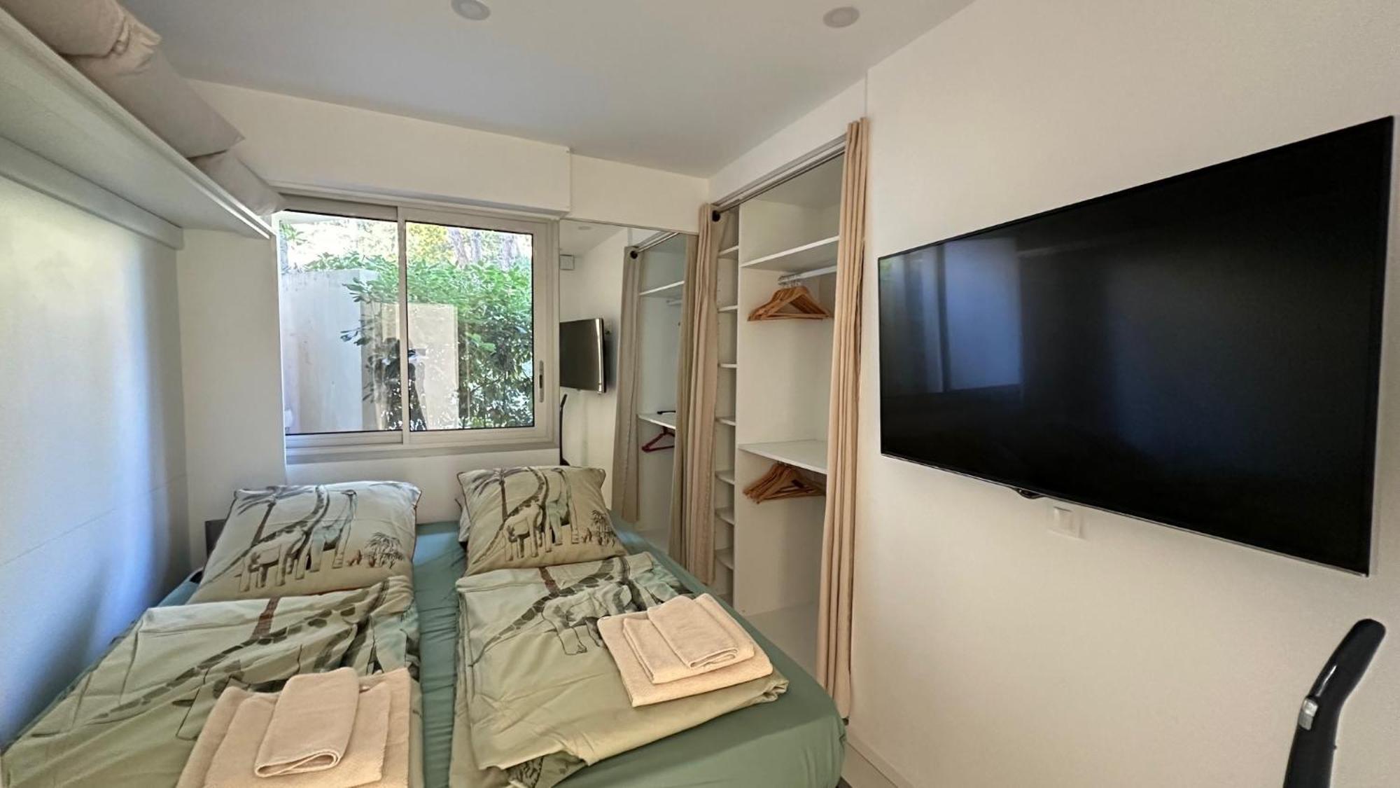 Appartement 2 Chambres Vue Mer Panoramique, Proche Croisette Cannes Vallauris Exterior foto