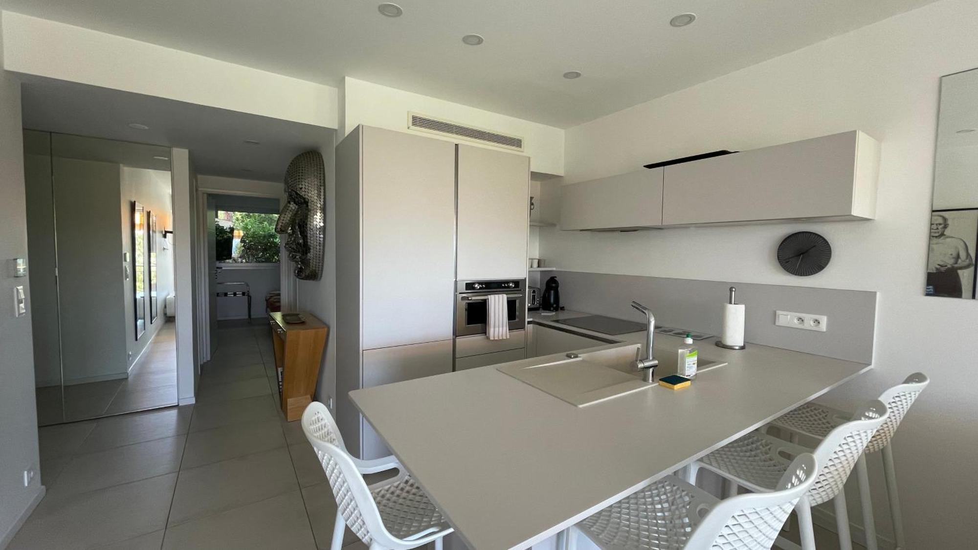 Appartement 2 Chambres Vue Mer Panoramique, Proche Croisette Cannes Vallauris Exterior foto